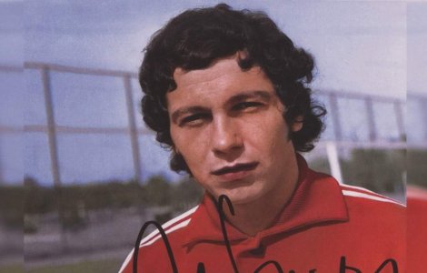 Lucescu, Nadia, Schumacher, Halep și Doroftei scoși la...licitație