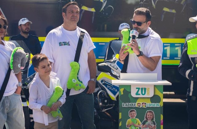 Radio ZU lansează &bdquo;Un pluș de siguranță&rdquo;, campania care &icirc;i &icirc;ncurajează pe copii să poarte centura de siguranță &icirc;n mașină