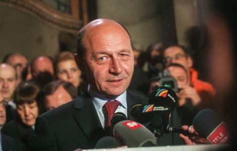 Maia Sandu îi redă cetățenia lui Traian Băsescu după 9 ani. Mesajul care a reaprins discuțiile despre România și Moldova