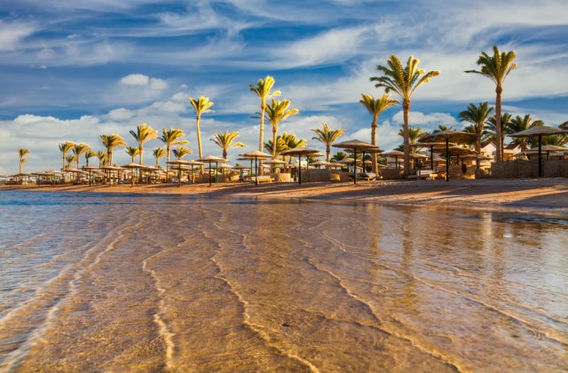 Hurghada vs Sharm El Sheikh: Ce destinație alegi pentru vacanța ideală?