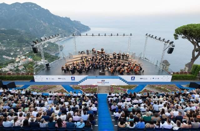 Orchestra Operei Naționale București, decorată cu Medalia Camerei Deputaților a Republicii Italiene