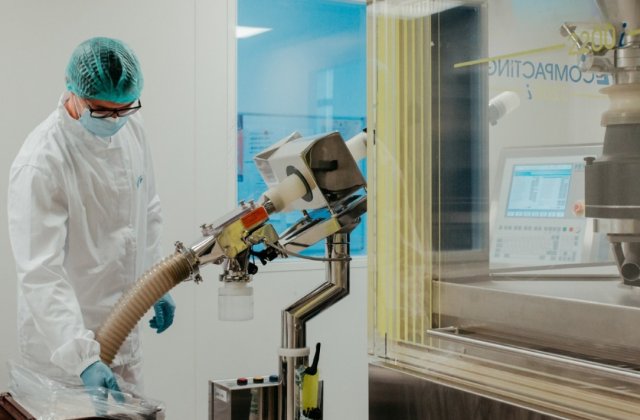 Patronatul Producătorilor Industriali de Medicamente din Rom&acirc;nia (PRIMER): &ldquo;&Icirc;ntreruperea alimentării cu energie electrică a fabricilor de medicamente va pune &icirc;n pericol accesul pacienților la medicamente esențiale"