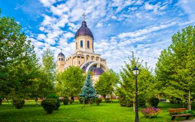 Obiective turistice în Bacău:...