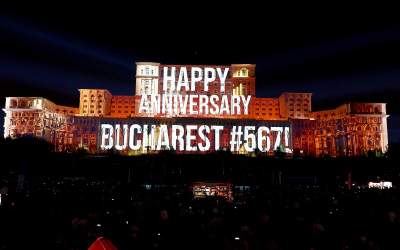 200.000 de participanți la...