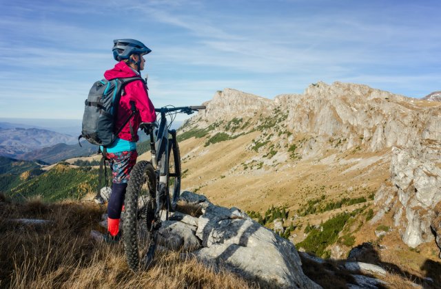 Cele mai bune zone de MTB din România: Bucegi, Postăvaru, Cheile Nerei