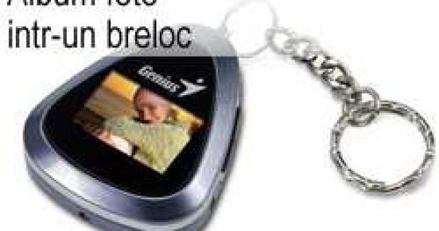 Album foto intr-un breloc