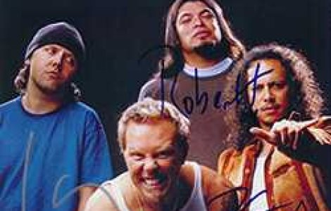 Metallica revine!