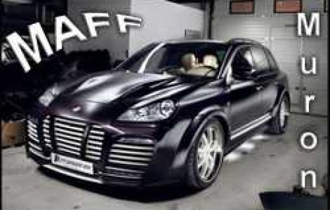 Un Porsche Cayenne tunat de romani!