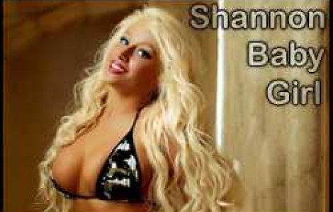 Blonda Shannon: Complet naturala!