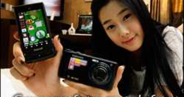 Samsung SCH-W880: Camera foto cu telefon!