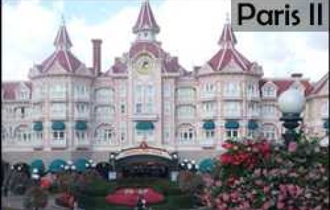 Sena. Moulin Rouge. Disneyland. Paris