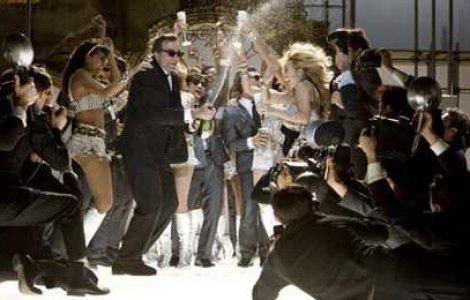  Top  Movie preview: Nine