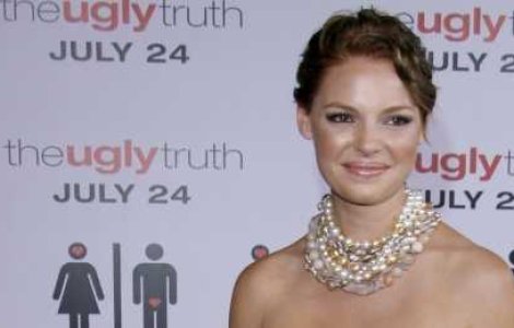  Top  Top 10: Cat mai castiga actritele de la Hollywood?