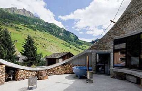  Top  Casa din colina