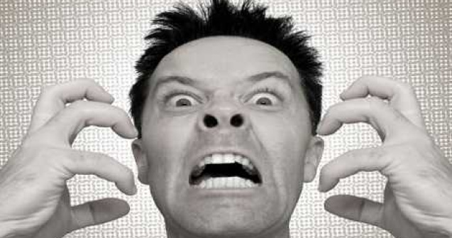  Top  Nebuni la serviciu! 10 exemple convingatoare...