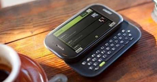 Microsoft Kin One si Two: Telefoane fara chin