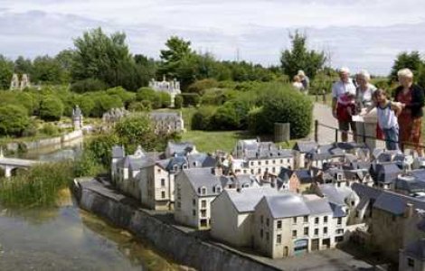 Cum arata parcul de miniaturi din Franta