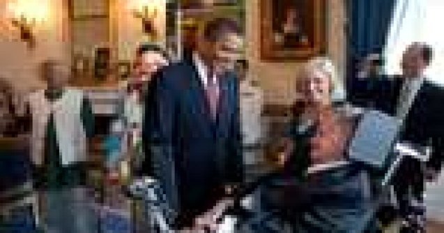 Life icon: Impresionantul Stephen Hawking