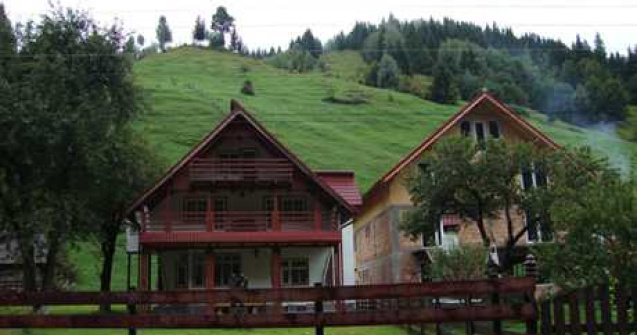 Traim intr-o tara frumoasa: Cheile Gradistei si Moeciu