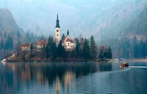  Top  Must see: 10 lacuri fascinante