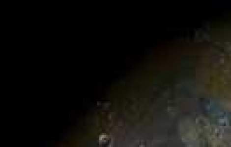 Super fotografie: Aproape ca poti atinge Luna!