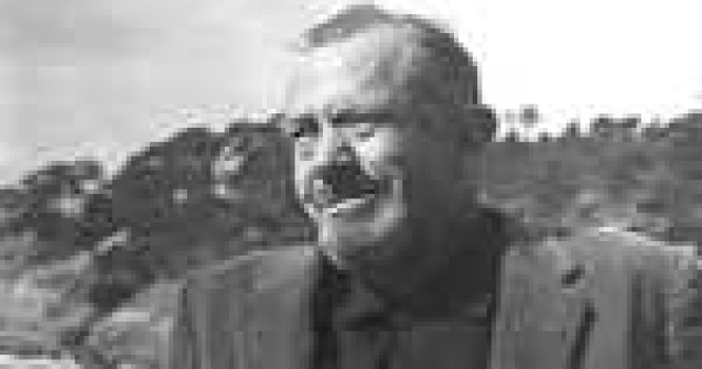 Din vanzator de masini a devenit scriitor celebru. Si nu e singurul.