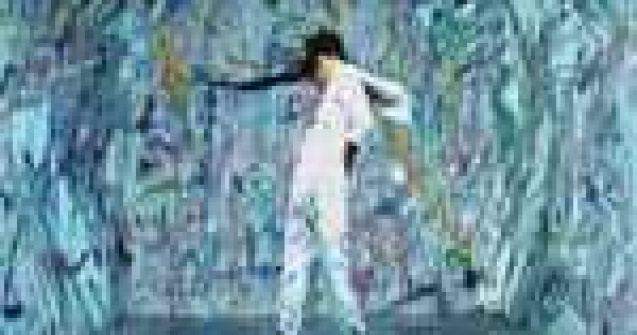 Fata lui Will Smith isi scoate primul clip!