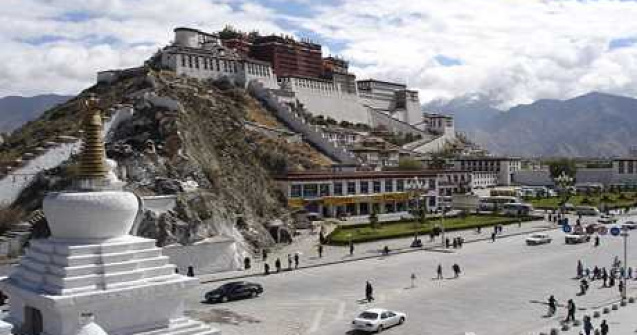  Top  TOP 10 Cele mai fascinante castele si palate din lume