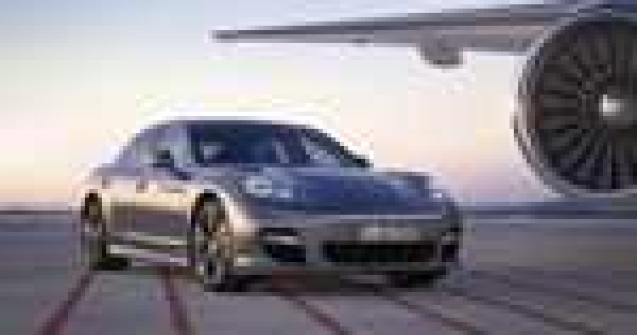 Oficial: Porsche Panamera Turbo S – Avion privat
