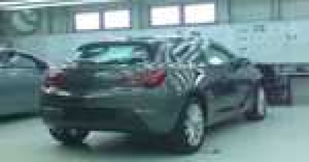 Noul Opel Astra GTC, surprins pe Facebook