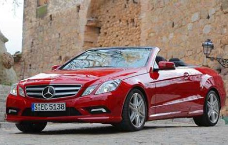  Top  TOP 10: Cele mai HOT decapotabile din 2011