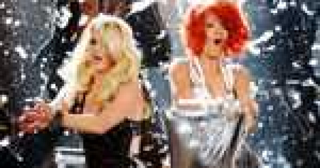 Vezi prestatiile Live ale vedetelor de la Billboard Music Awards 2011