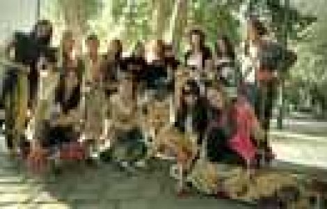 Girls Longboard Crew: Trupa sexy care cucereste Spania