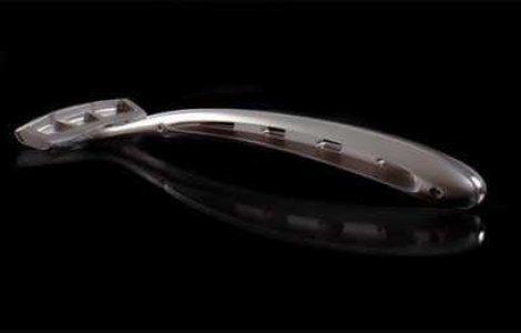 Tu ai plati 100,000 de dolari pentru acest aparat de ras?