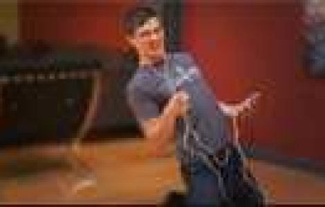 Air Guitar: Gadgetul care te transforma in chitarist profesionist