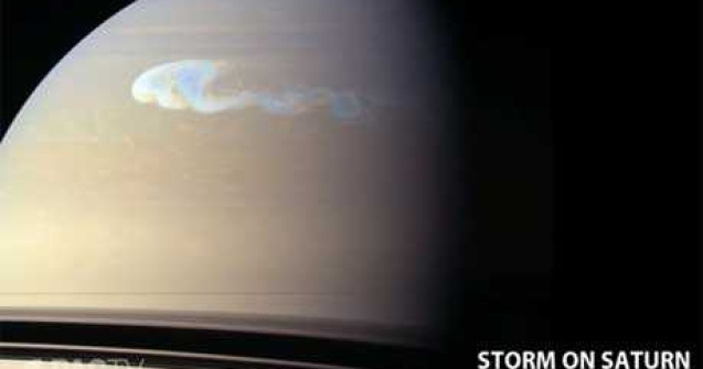 Planeta Saturn este bantuita de un monstru. Asa arata!