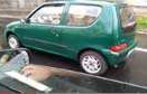 Femeie la volan: Capitolul frana de mana!