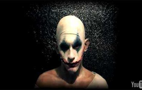 Machiajul Grotesc: Cum faci ca sa arati ca Joker