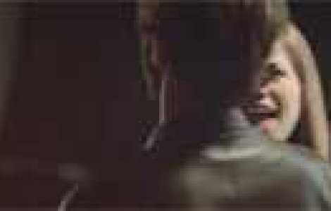 Kelly Clarkson - Mr. Know It All Videoclip