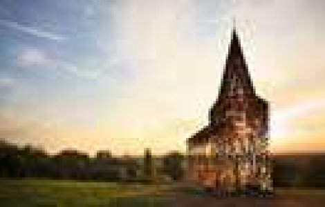  Top  Catedrala transparenta: arhitectura pe baza de otel