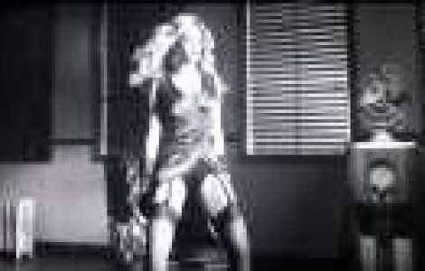 Beyonce face stripteasse in ultimul videoclip