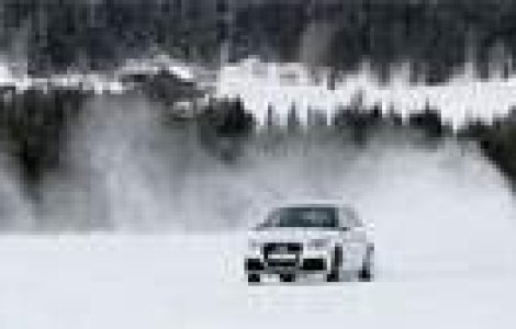 Audi A1 quattro - Dans pe zapada