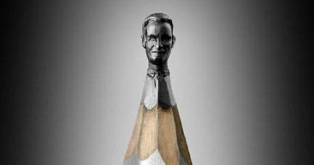 Cei mai puternici oameni de pe Planeta sculptati in mine de creion