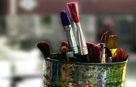 Picturi cu varful degetelor. Artistul care picteaza orice in doar trei minute