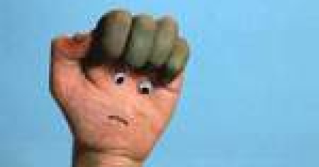 Povestea unui soldat spusa de o mana