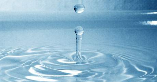 Uimitor: Experimentul care face apa sa curga in sens invers