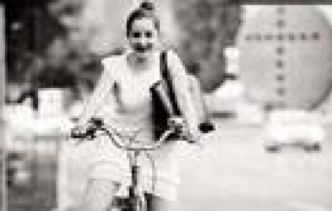 In fuste pe biciclete la SkirtBike 3