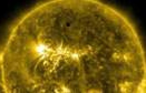 Tranzitul planetei Venus vazut din spatiu