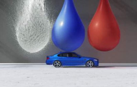 Imagini superbe in slow-motion: BMW M5, rapid ca un glont