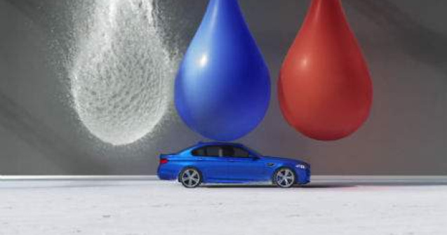 Imagini superbe in slow-motion: BMW M5, rapid ca un glont